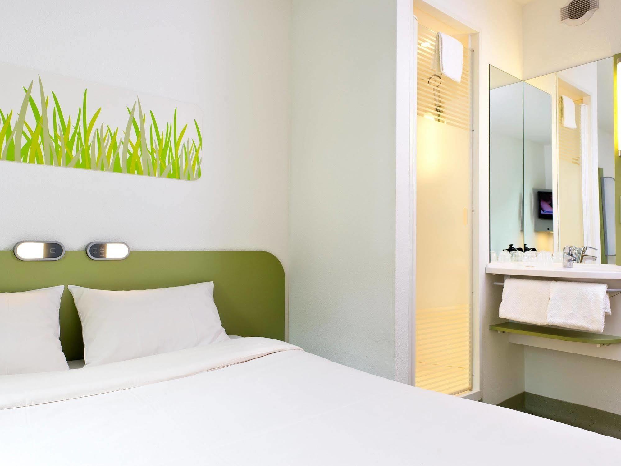 Ibis Budget Orleans Sud Comet ภายนอก รูปภาพ